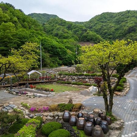 Hadong Hanok Pension The Better Day Exterior photo