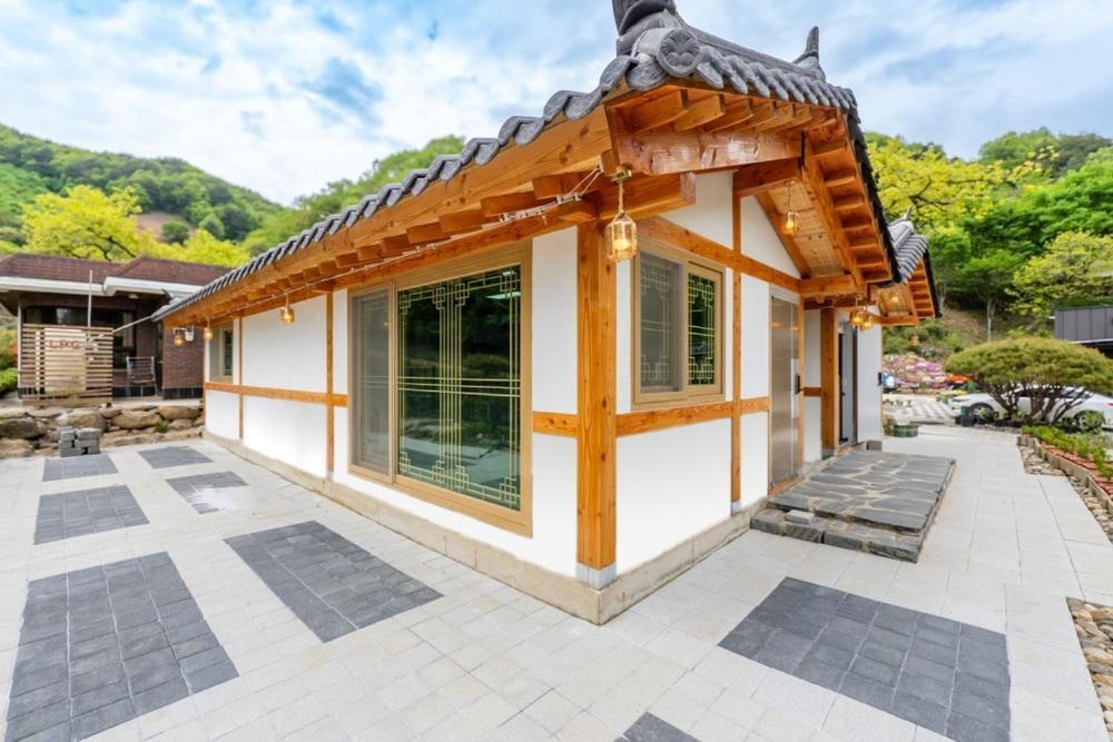 Hadong Hanok Pension The Better Day Exterior photo