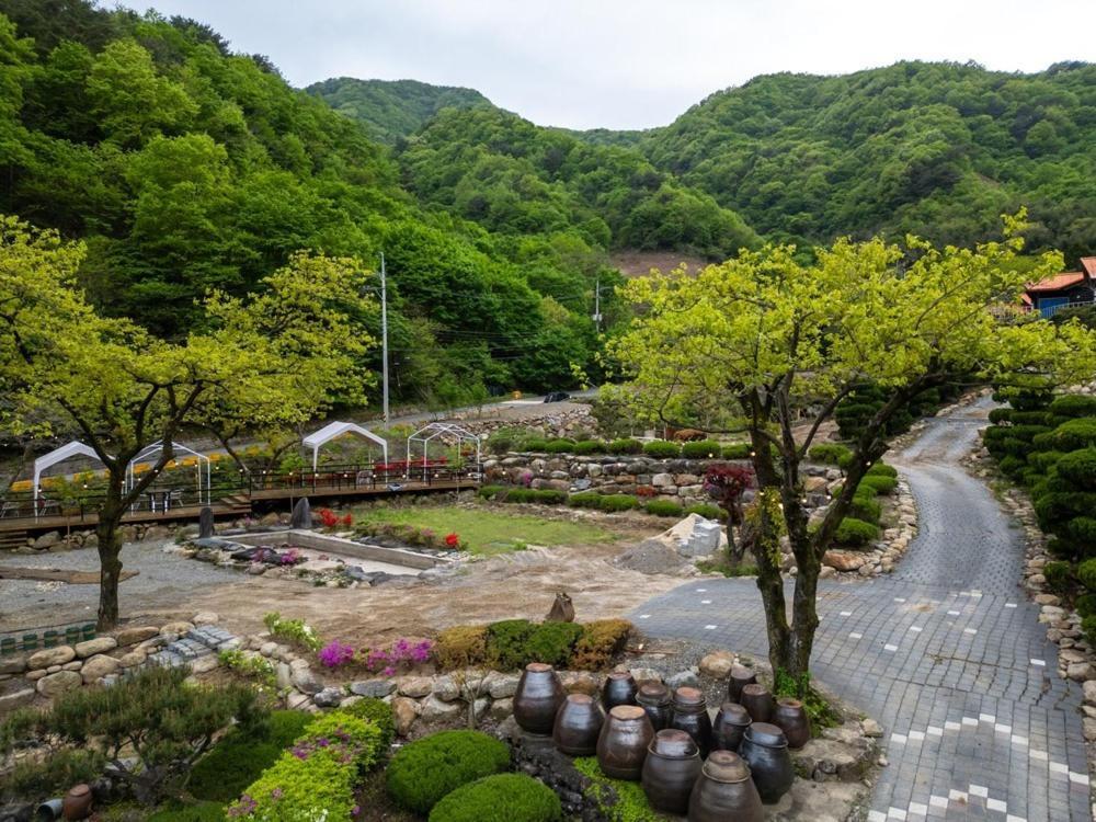 Hadong Hanok Pension The Better Day Exterior photo