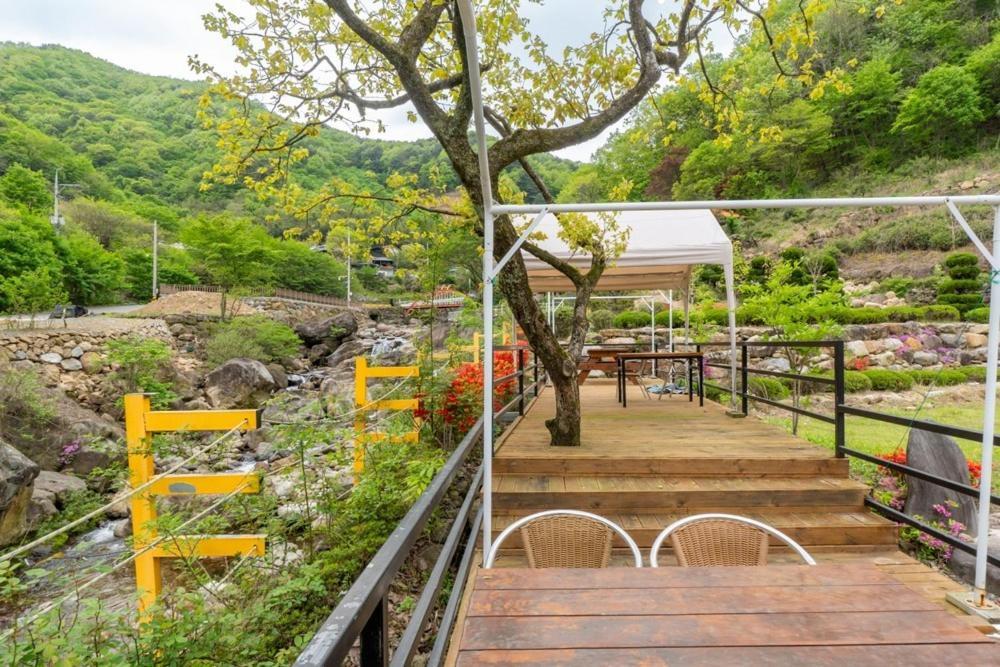 Hadong Hanok Pension The Better Day Exterior photo